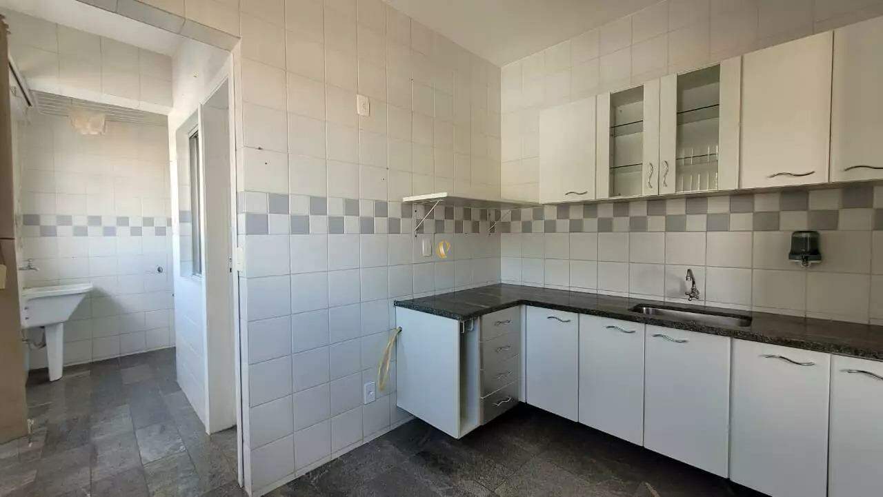 Apartamento à venda com 3 quartos, 105m² - Foto 7