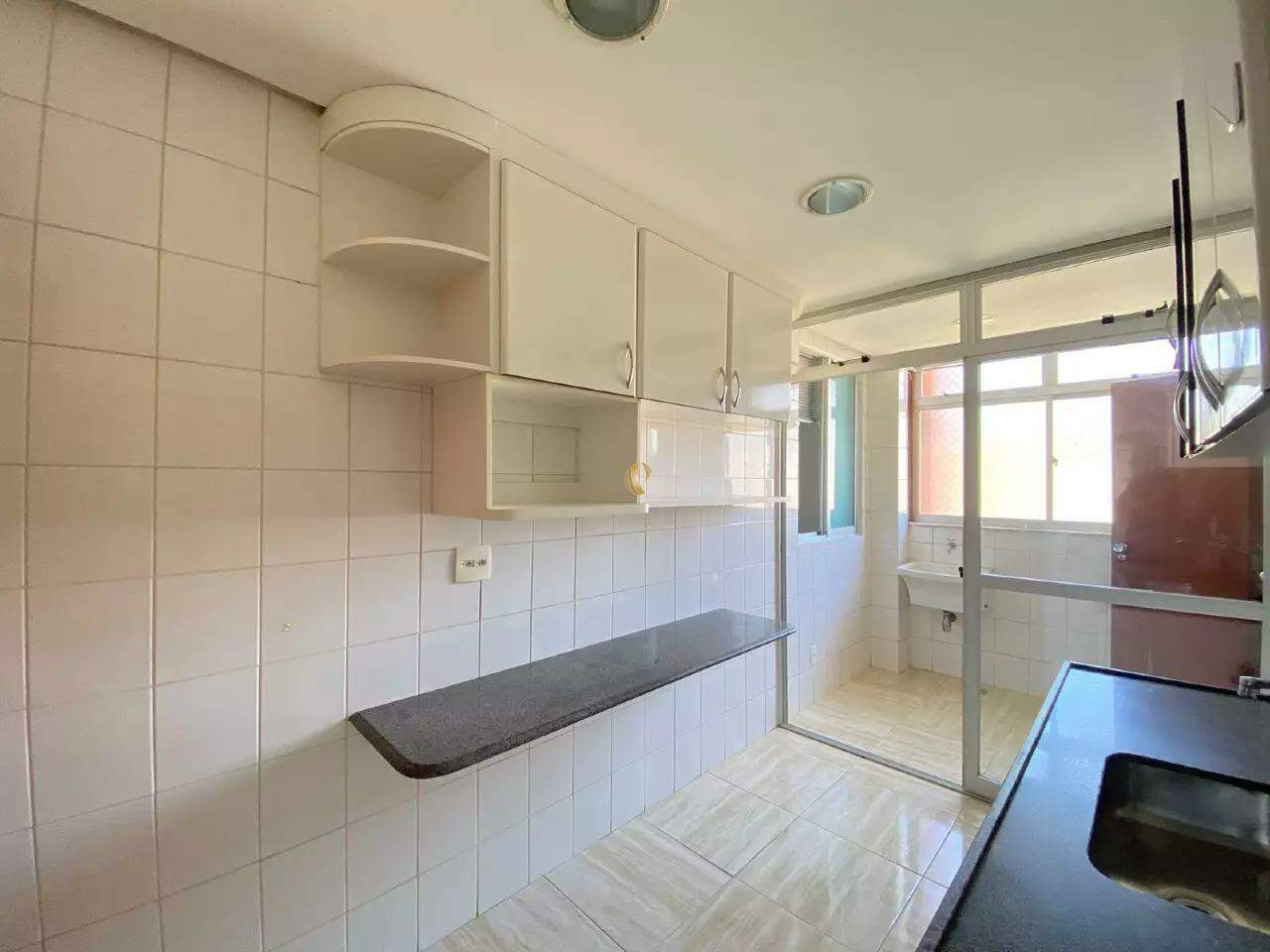 Apartamento à venda com 3 quartos, 90m² - Foto 8