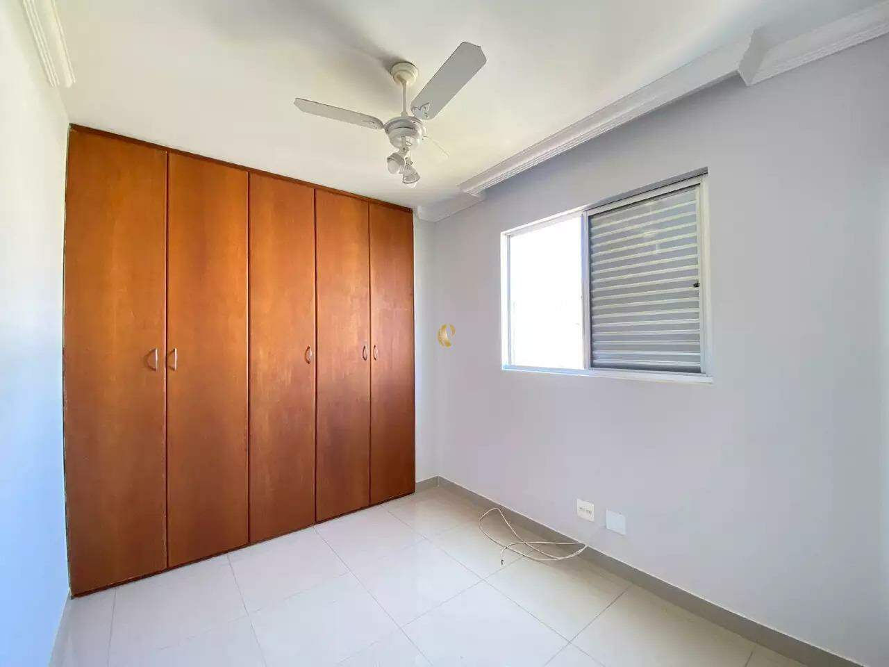 Apartamento à venda com 3 quartos, 90m² - Foto 12