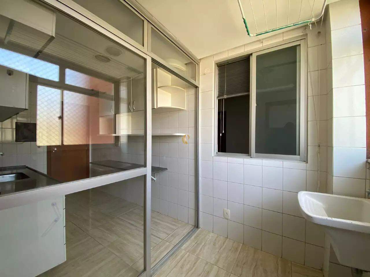 Apartamento à venda com 3 quartos, 90m² - Foto 9