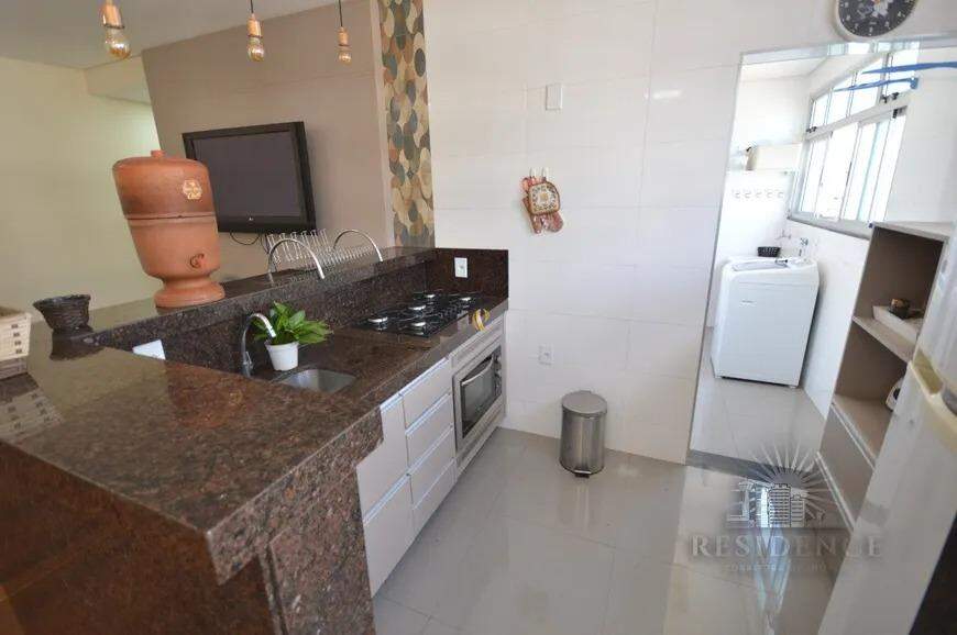 Apartamento à venda com 3 quartos, 95m² - Foto 7