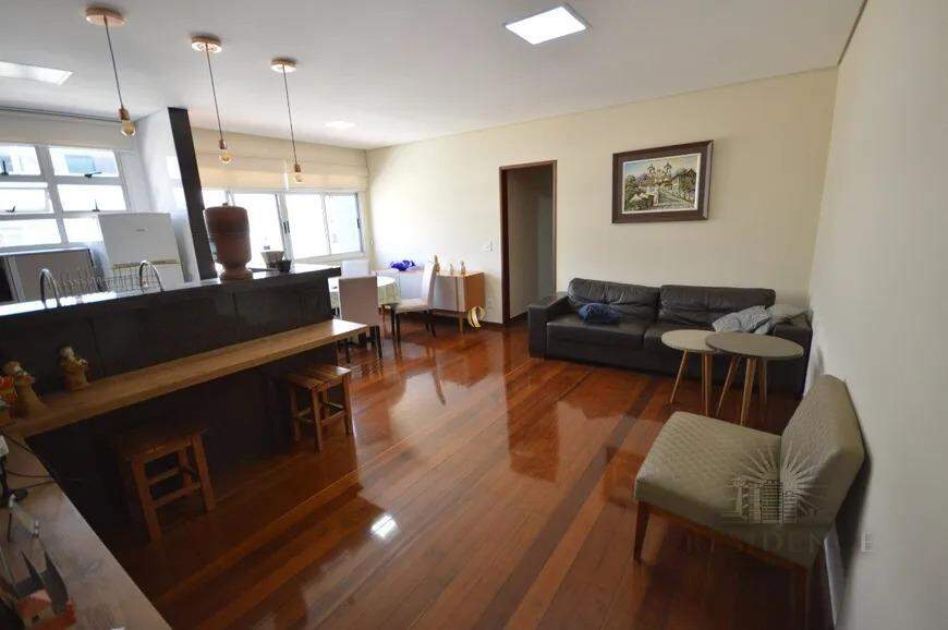 Apartamento à venda com 3 quartos, 95m² - Foto 3