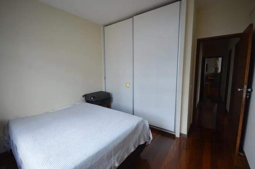 Apartamento à venda com 3 quartos, 95m² - Foto 13