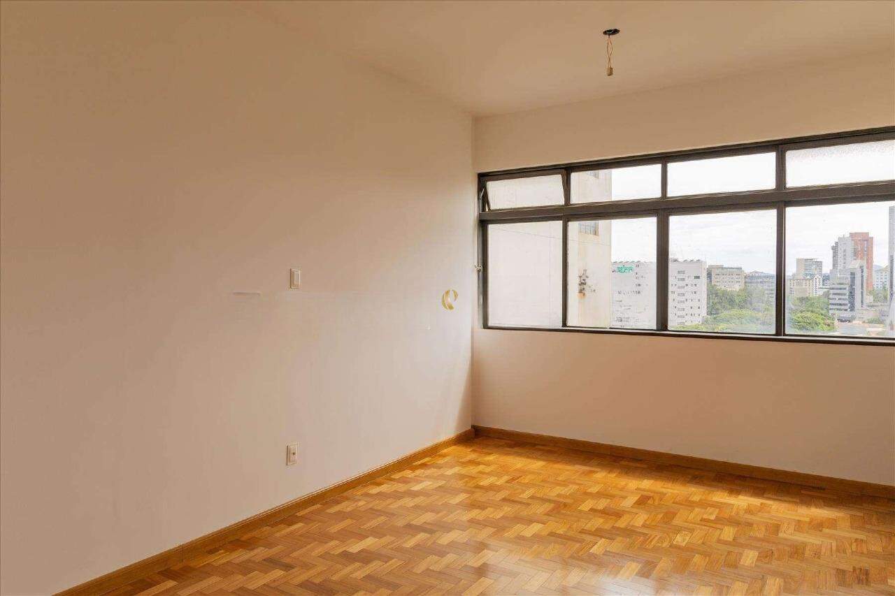 Apartamento à venda com 3 quartos, 156m² - Foto 24