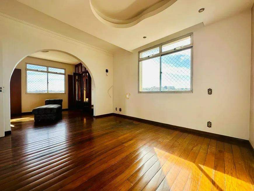 Apartamento à venda com 4 quartos, 158m² - Foto 7