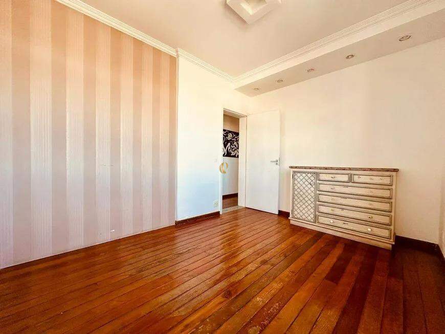 Apartamento à venda com 4 quartos, 158m² - Foto 16