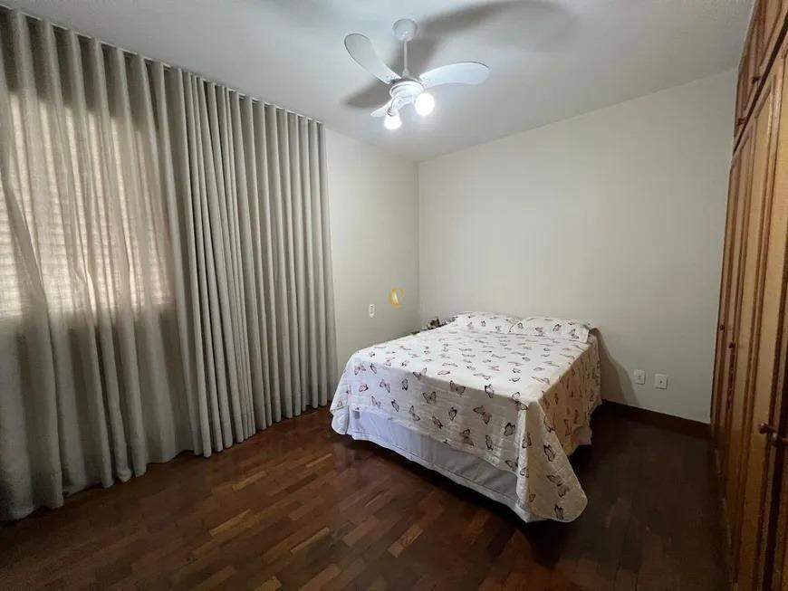 Apartamento à venda com 3 quartos, 115m² - Foto 7