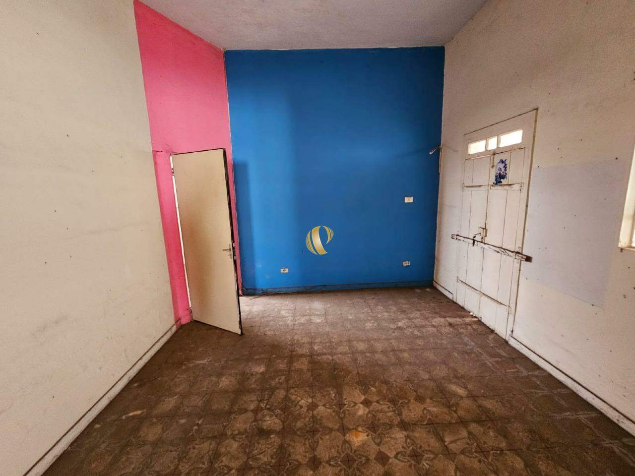 Casa à venda com 4 quartos, 350m² - Foto 9
