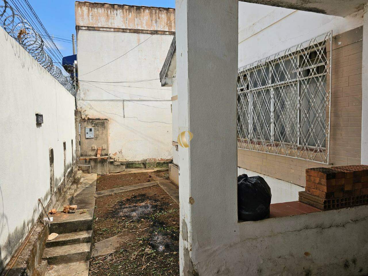 Casa à venda com 4 quartos, 350m² - Foto 13