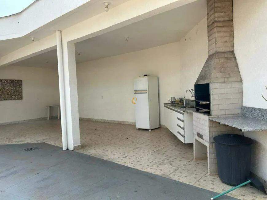 Apartamento à venda com 3 quartos, 97m² - Foto 24