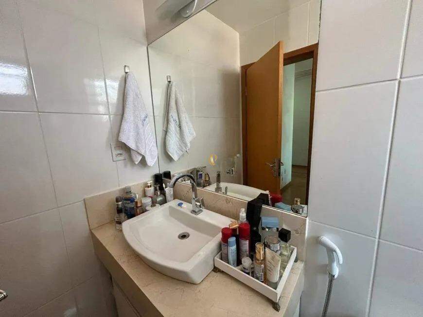 Apartamento à venda com 3 quartos, 97m² - Foto 19