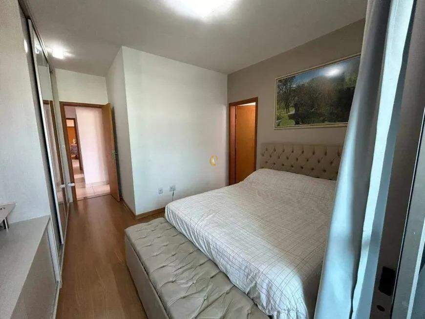 Apartamento à venda com 3 quartos, 97m² - Foto 17