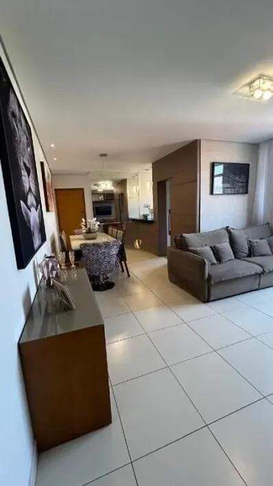 Apartamento à venda com 3 quartos, 97m² - Foto 4