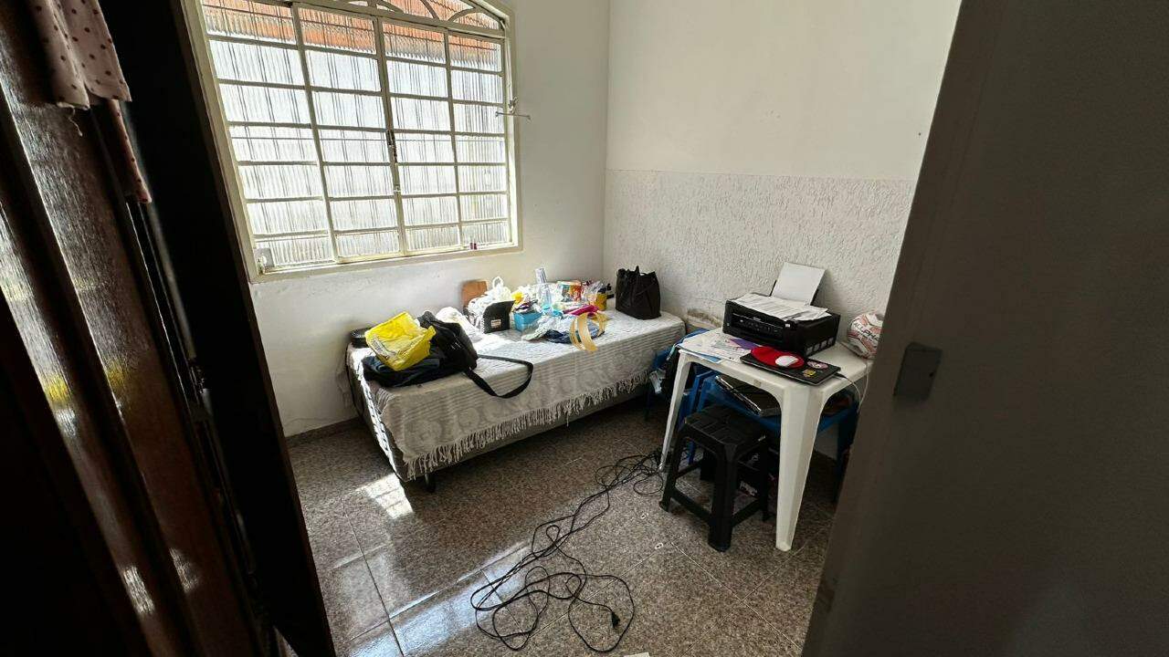 Casa à venda com 3 quartos, 229m² - Foto 8