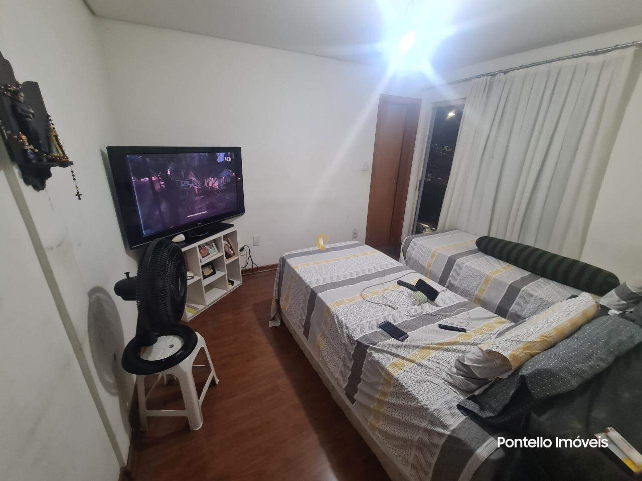 Apartamento à venda com 3 quartos, 115m² - Foto 4