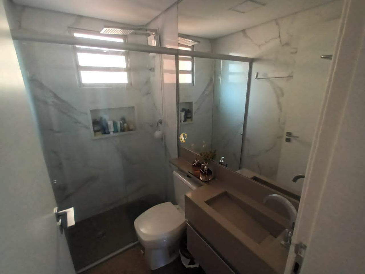 Apartamento à venda com 1 quarto, 70m² - Foto 6