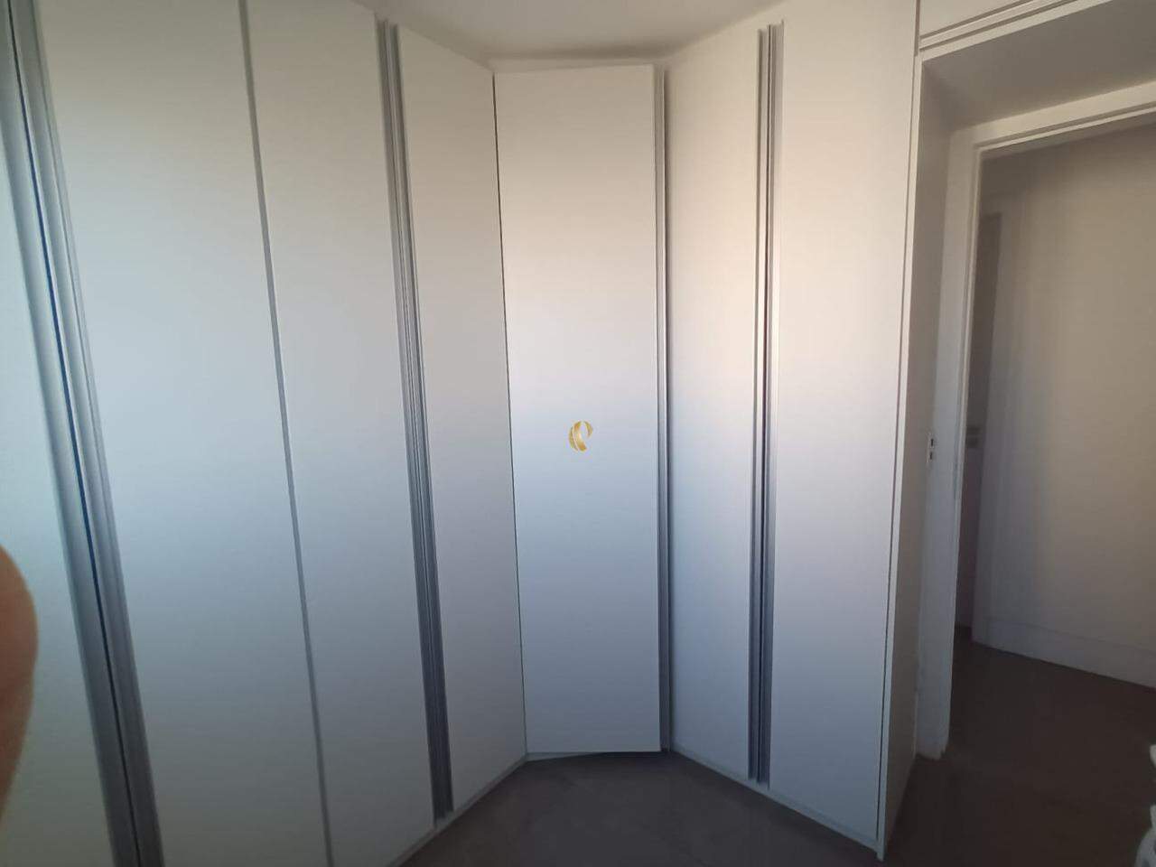 Apartamento à venda com 1 quarto, 70m² - Foto 17