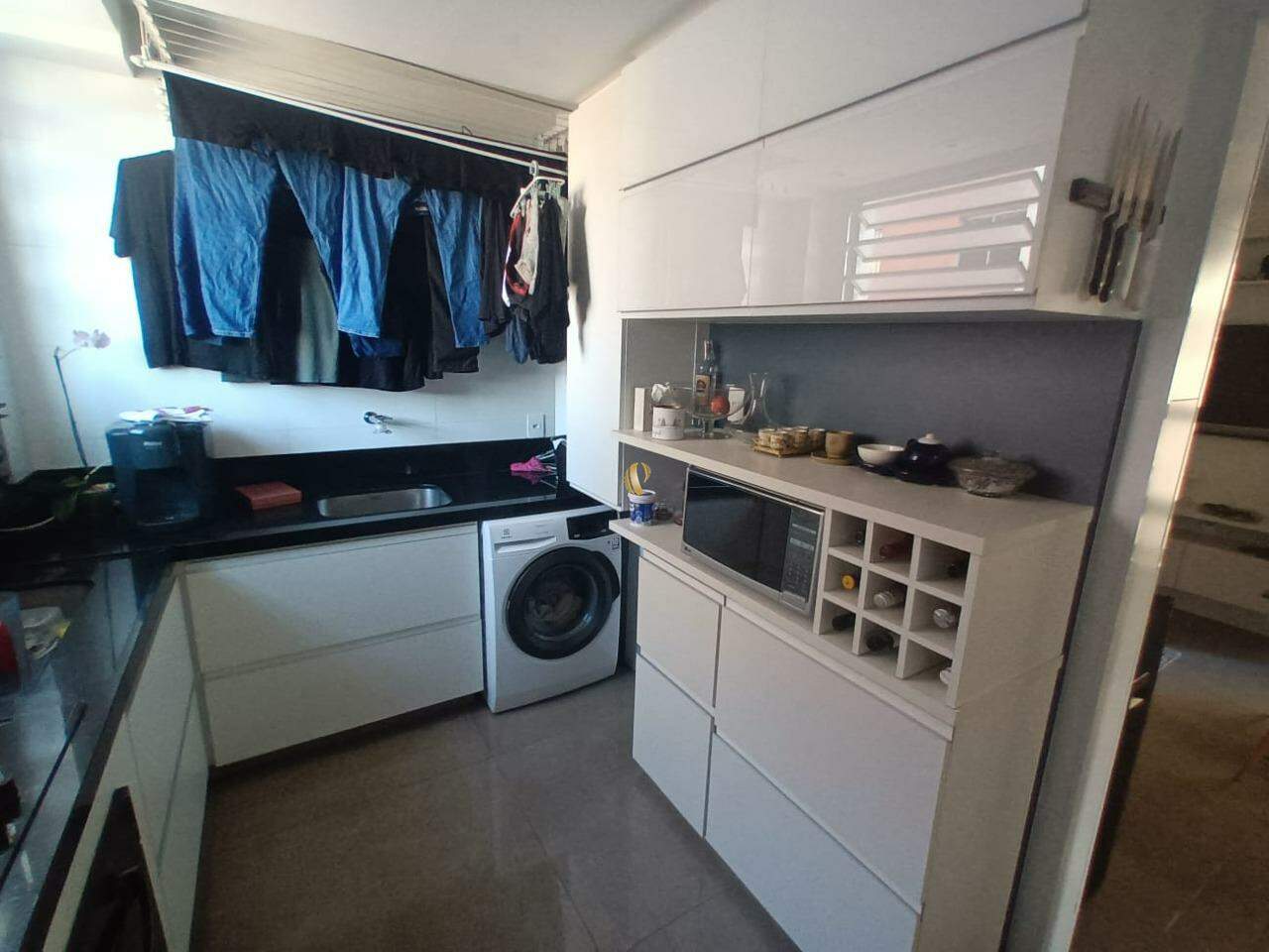 Apartamento à venda com 1 quarto, 70m² - Foto 10