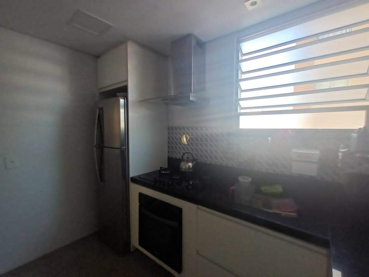 Apartamento à venda com 1 quarto, 70m² - Foto 11