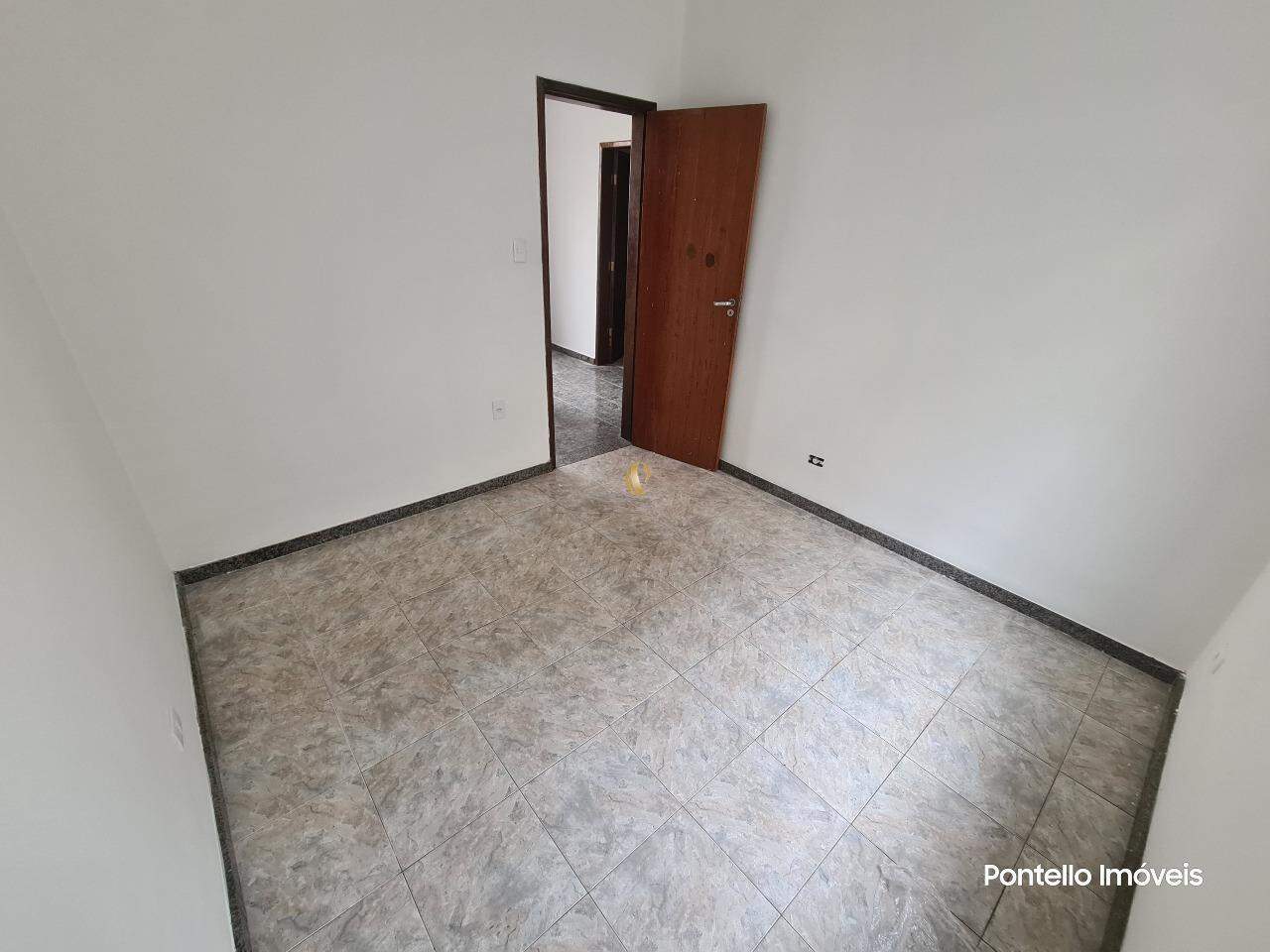 Casa à venda com 4 quartos, 193m² - Foto 14