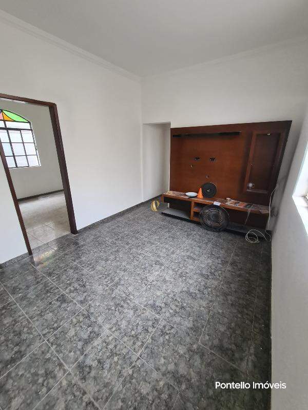 Casa à venda com 4 quartos, 193m² - Foto 8