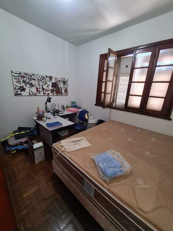 Casa à venda com 17 quartos, 376m² - Foto 16