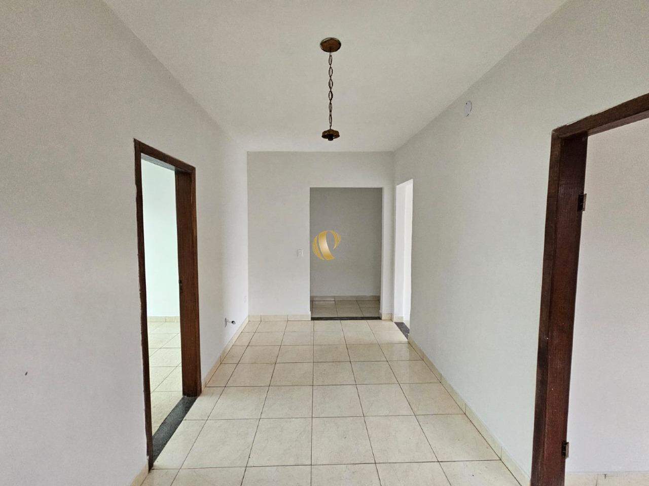 Casa à venda com 4 quartos, 140m² - Foto 17