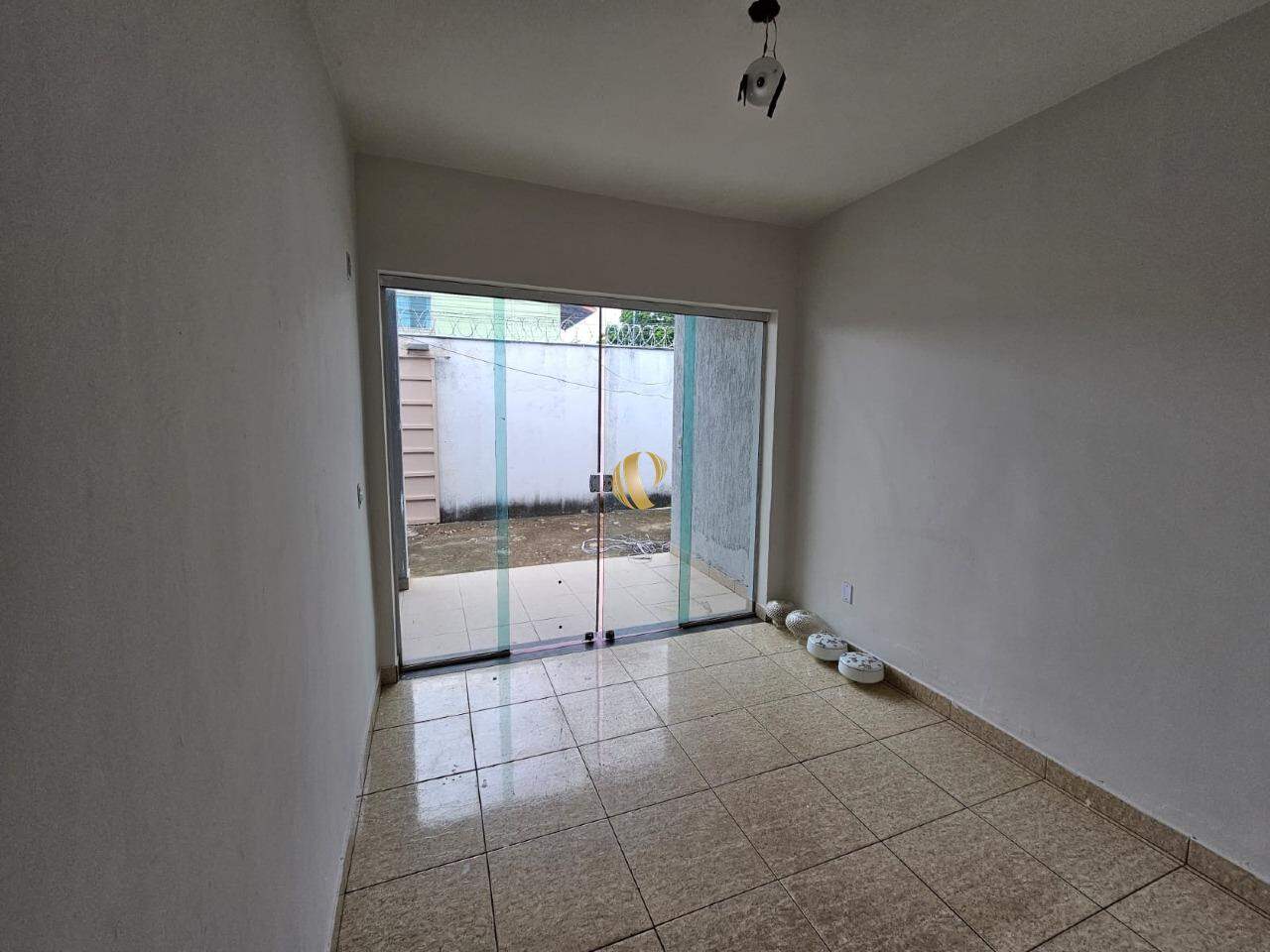 Casa à venda com 4 quartos, 140m² - Foto 7