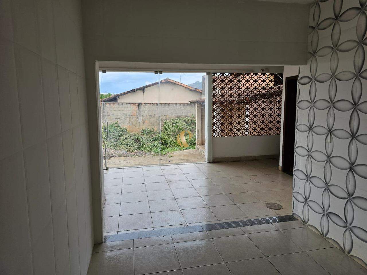 Casa para alugar com 4 quartos, 140m² - Foto 12