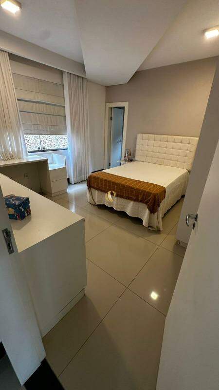 Casa à venda com 3 quartos, 240m² - Foto 9