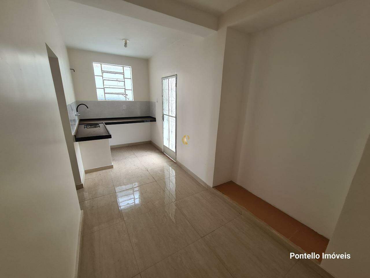 Casa, 4 quartos, 228 m² - Foto 5