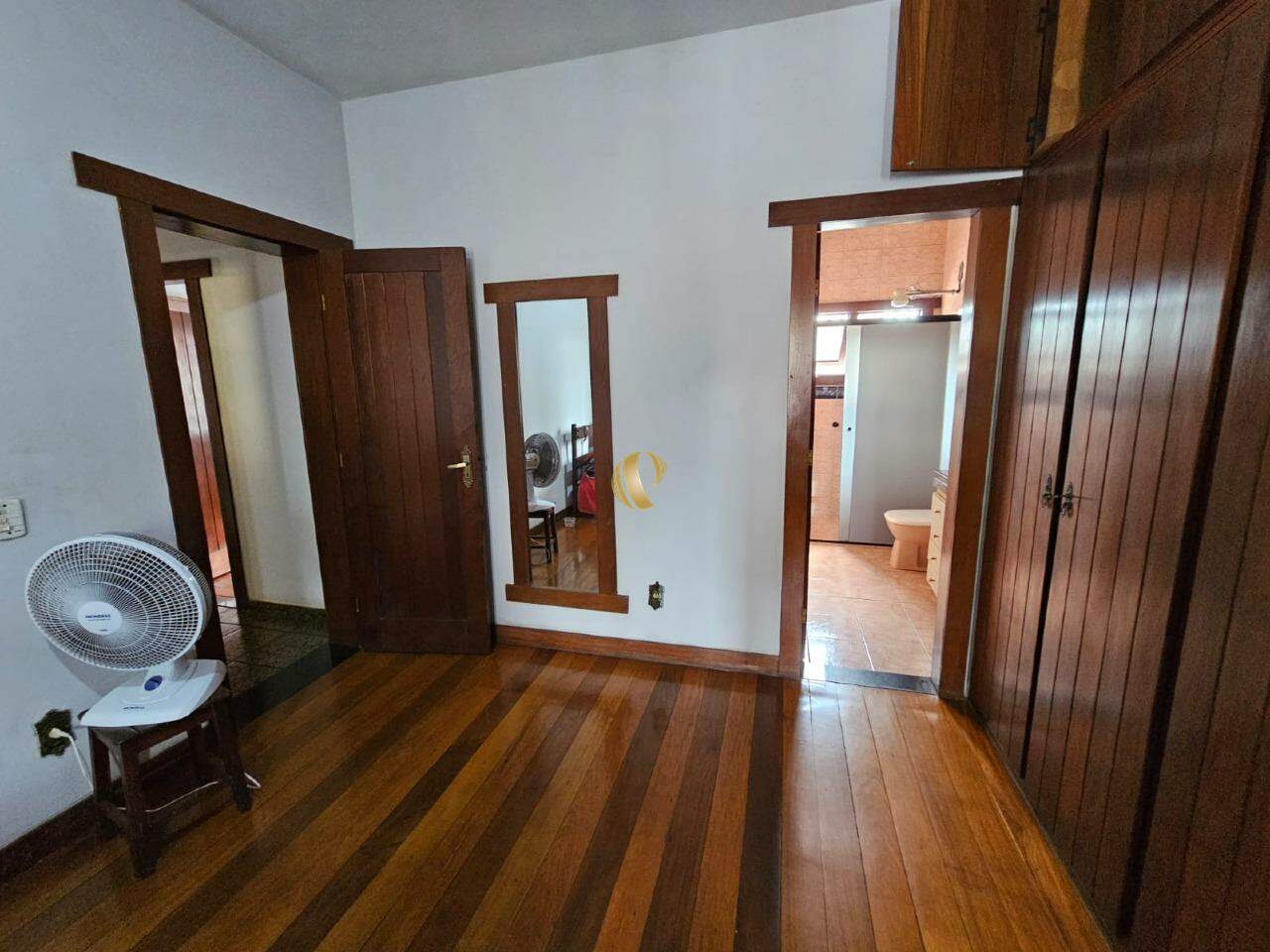 Casa à venda com 4 quartos, 268m² - Foto 21