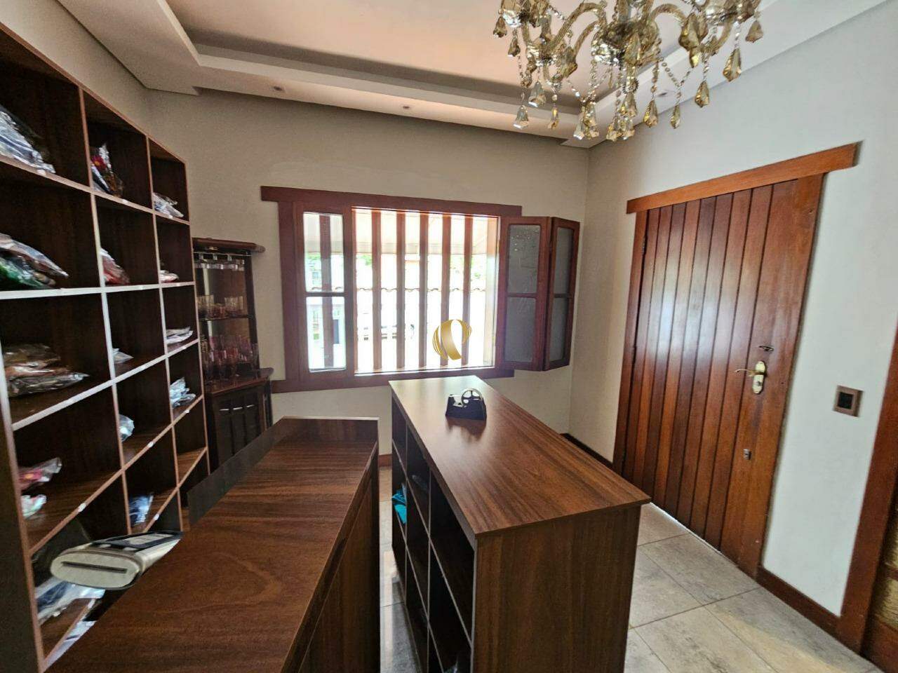 Casa à venda com 4 quartos, 268m² - Foto 11