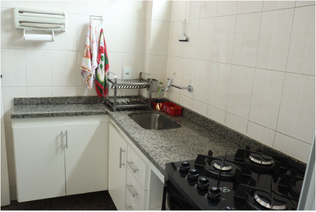 Apartamento à venda com 3 quartos, 74m² - Foto 2