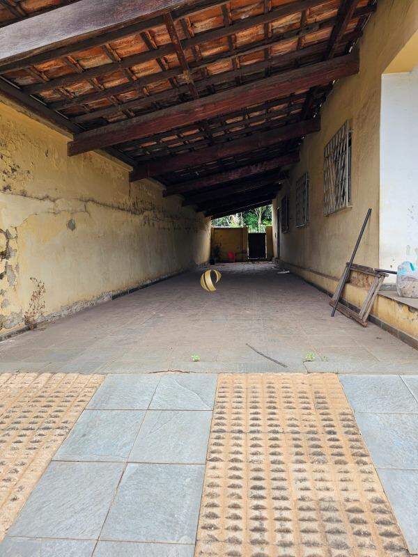 Casa à venda com 3 quartos, 195m² - Foto 8