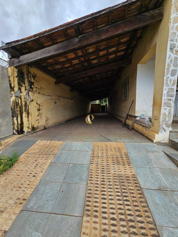 Casa à venda com 3 quartos, 195m² - Foto 5