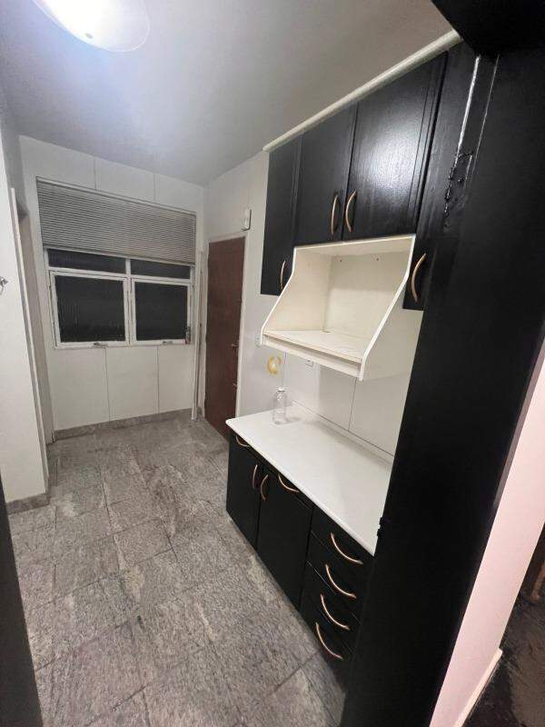 Apartamento à venda com 3 quartos, 85m² - Foto 12