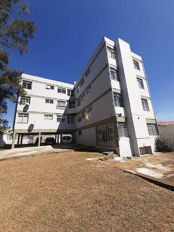 Apartamento à venda com 3 quartos, 85m² - Foto 2