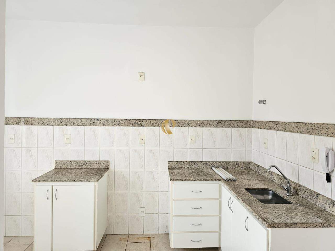 Apartamento à venda com 2 quartos, 64m² - Foto 5