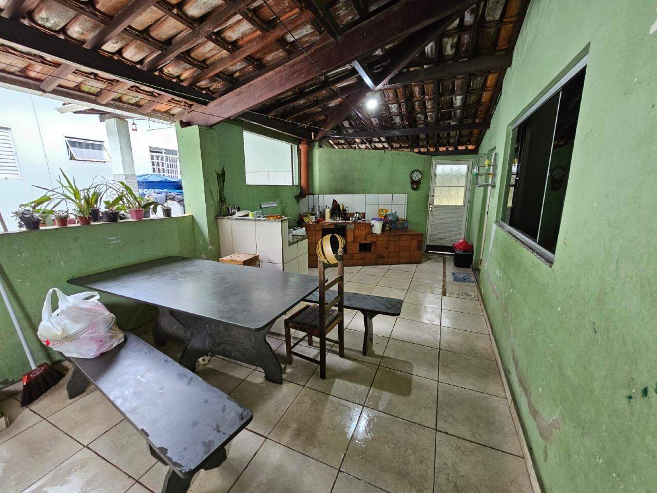 Casa à venda com 3 quartos, 244m² - Foto 17