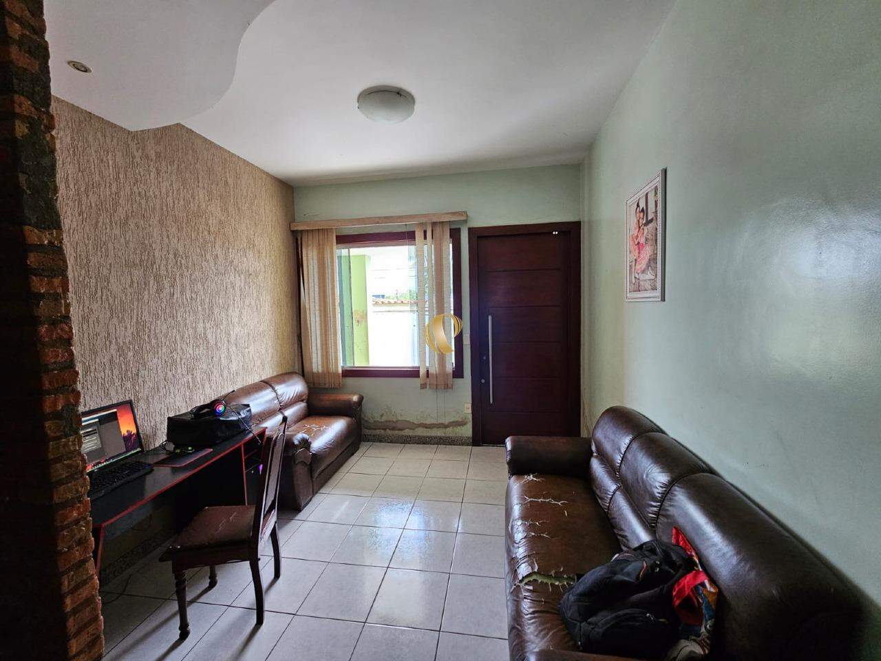 Casa à venda com 3 quartos, 244m² - Foto 9