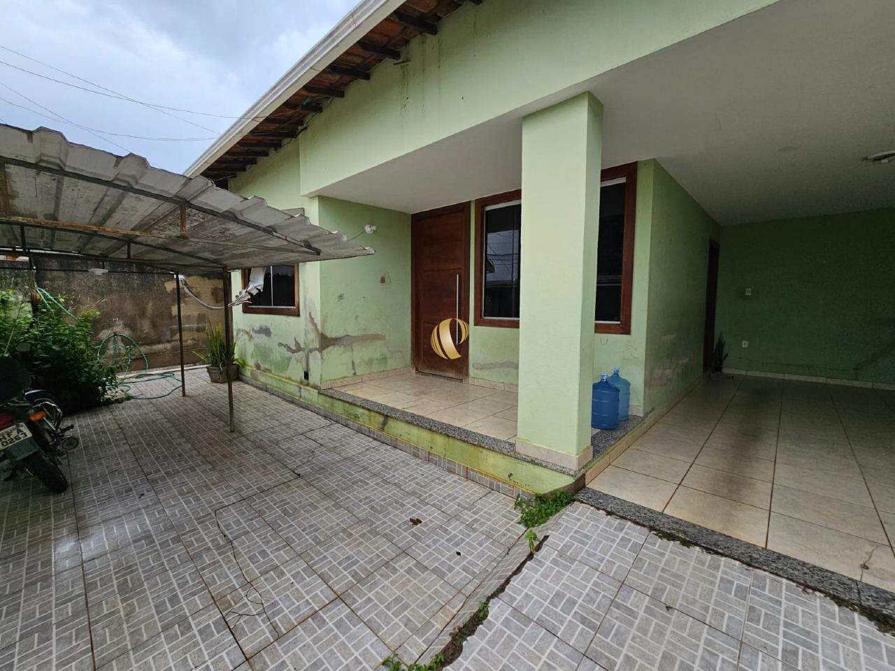 Casa à venda com 3 quartos, 244m² - Foto 3