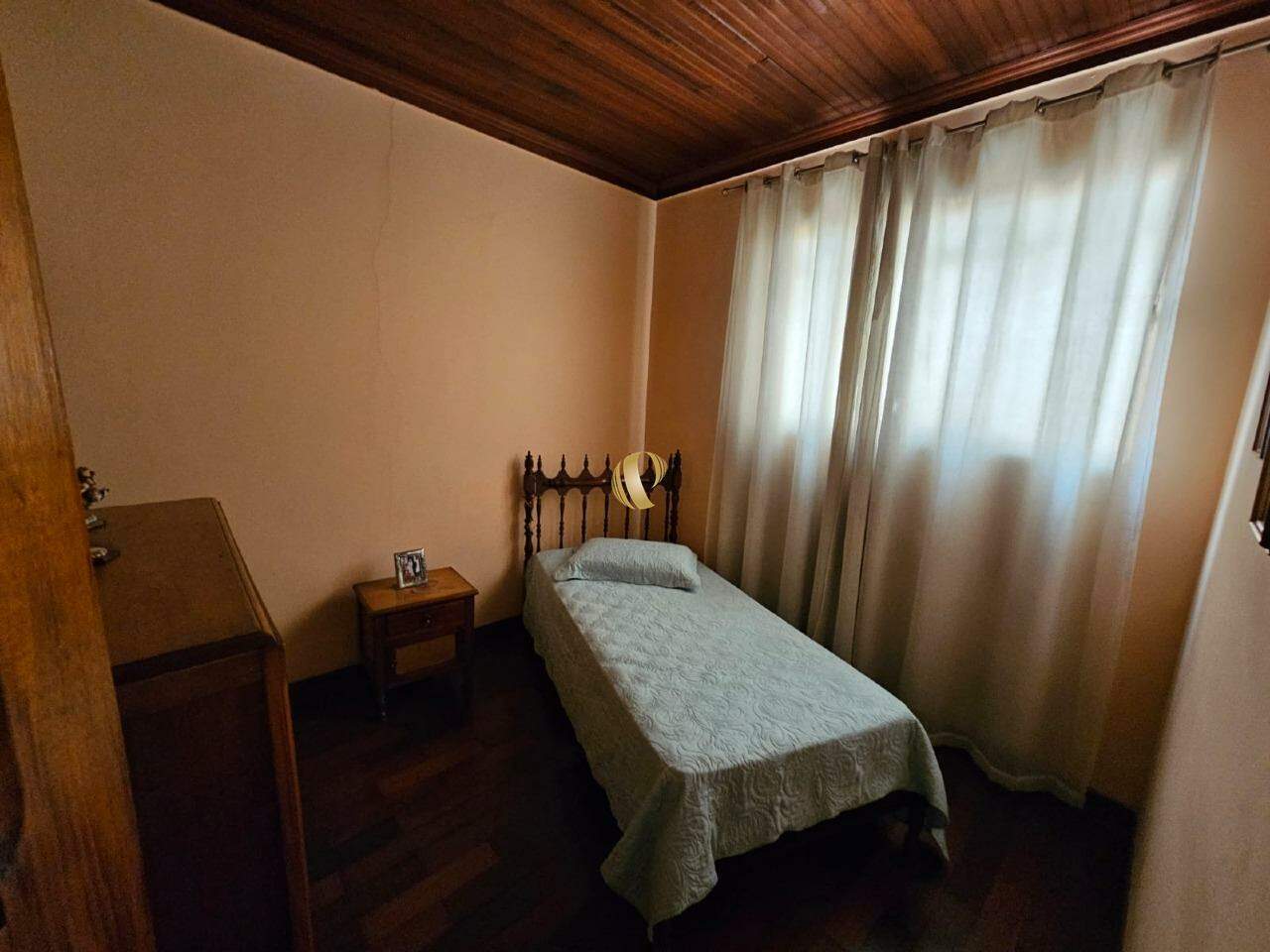 Casa à venda com 5 quartos, 266m² - Foto 21