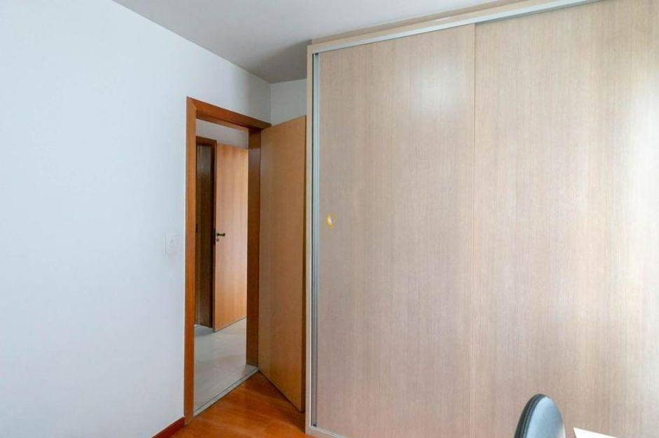 Apartamento à venda com 3 quartos, 90m² - Foto 9