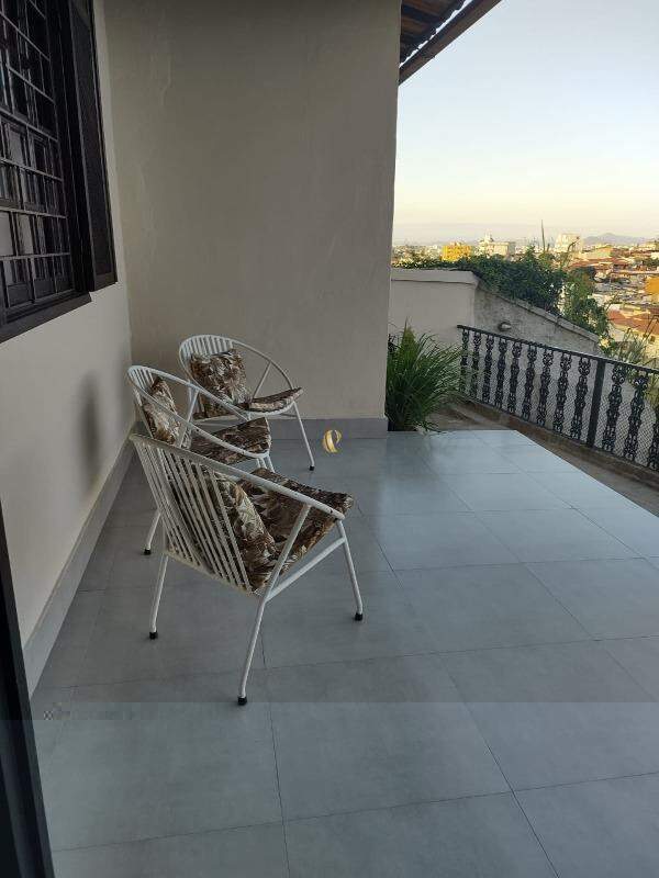 Casa à venda com 4 quartos, 117m² - Foto 7