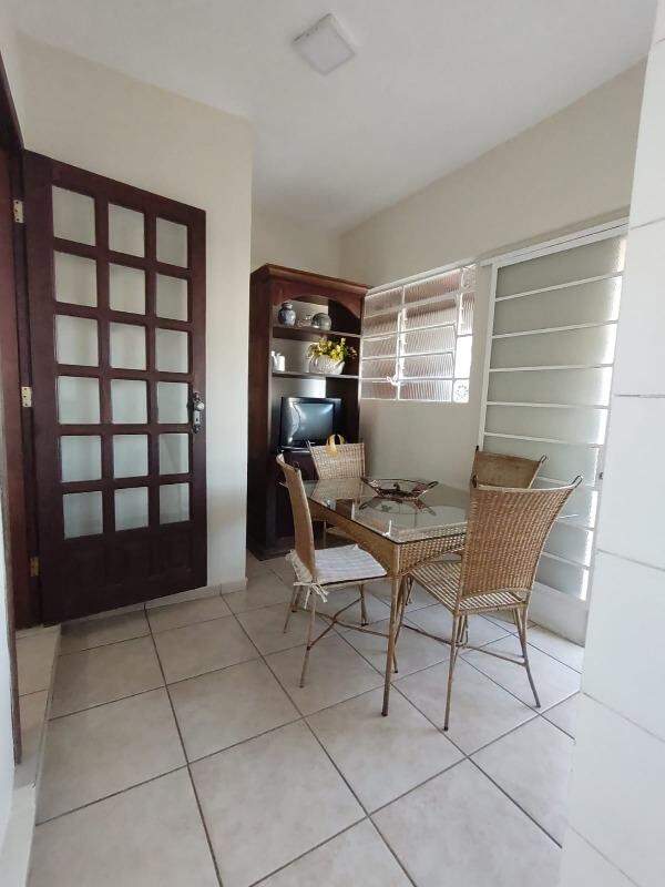 Casa à venda com 4 quartos, 117m² - Foto 18