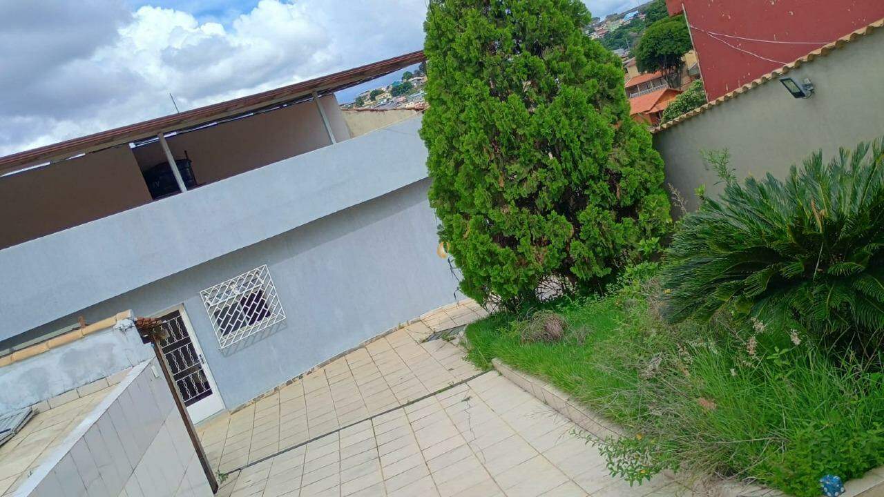 Casa, 2 quartos, 216 m² - Foto 3