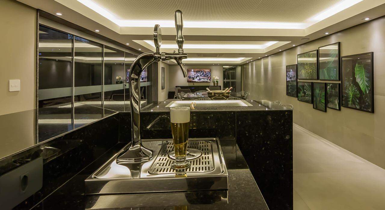 Apartamento à venda com 4 quartos, 260m² - Foto 8