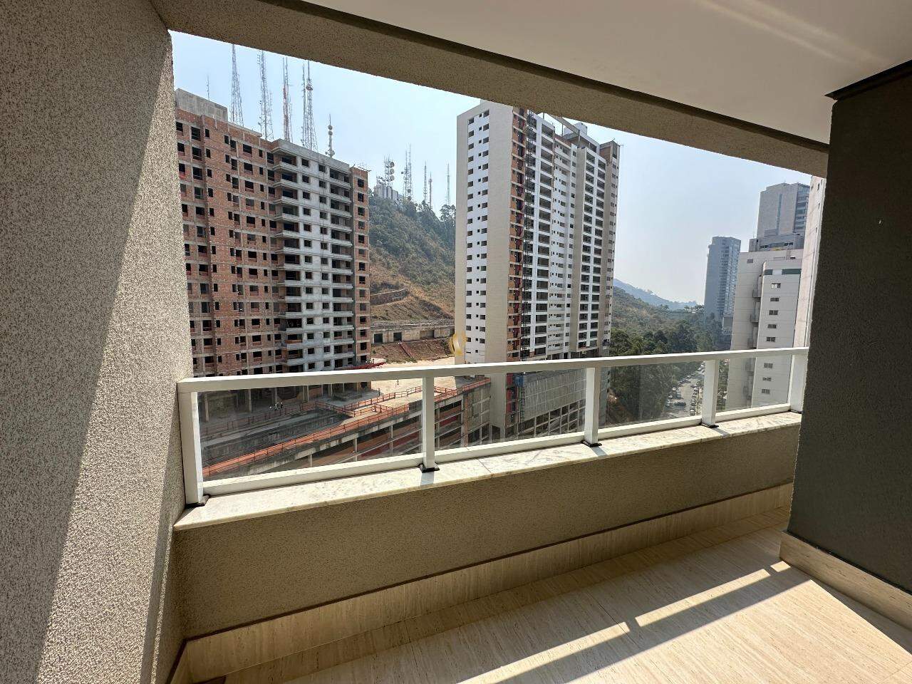 Apartamento à venda com 2 quartos, 84m² - Foto 5