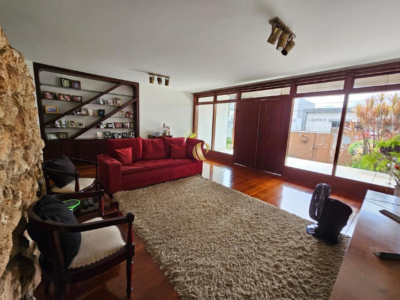 Casa à venda com 4 quartos, 283m² - Foto 13